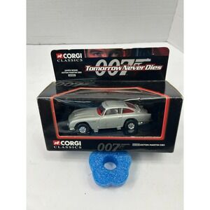 Corgi Classics James Bond 007 Aston Martin DB5 04302 1:36 Boxed 1997 Diecast